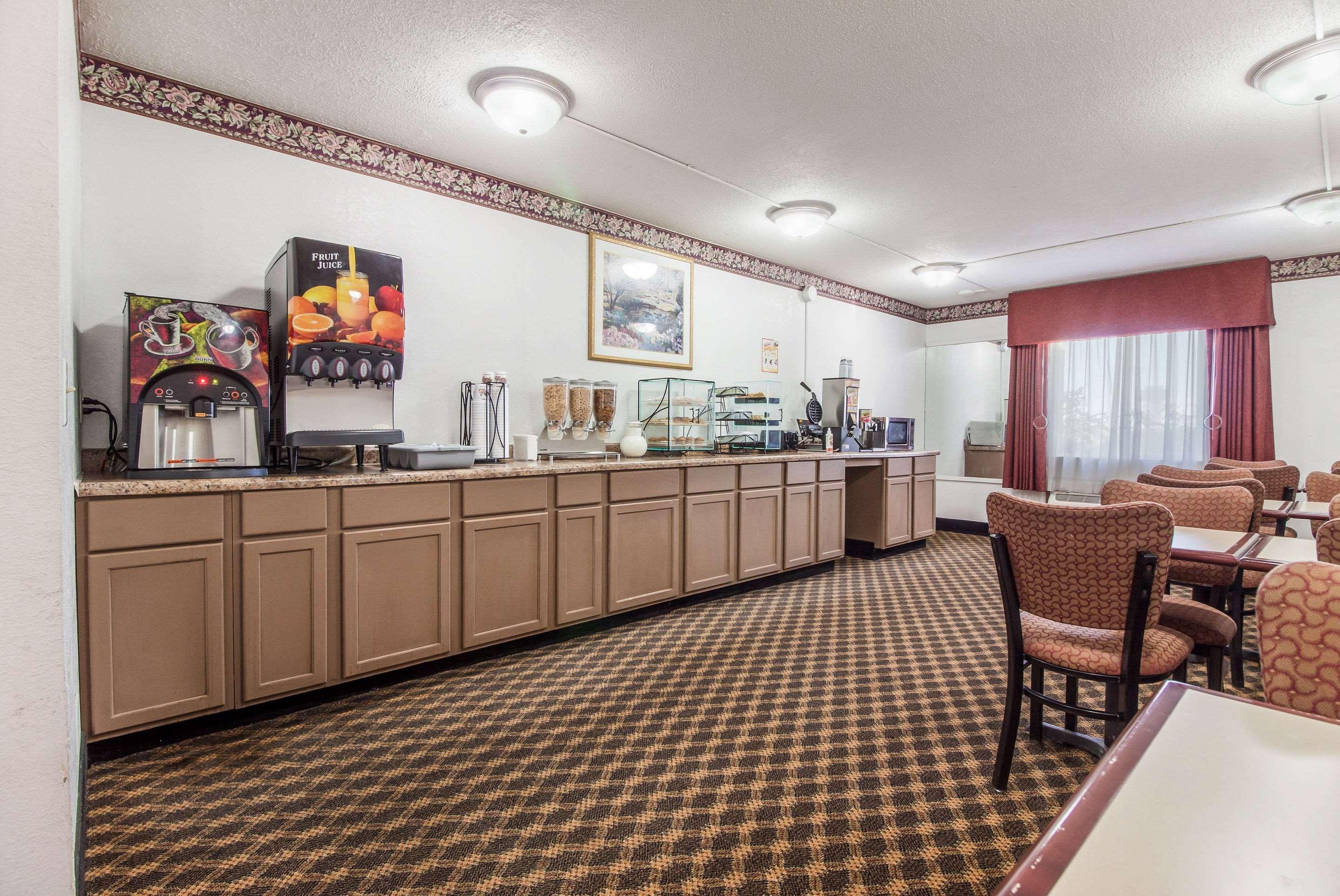 Econo Lodge Lexington Exterior photo